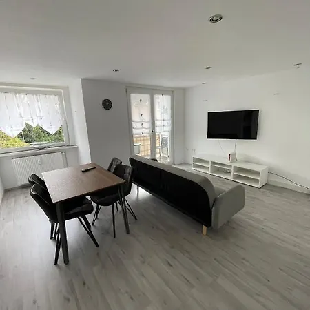 Estrella24 Living 4 Bologna *